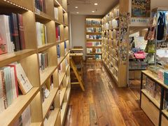 -猫的天空之城概念书店(景德镇陶溪川店)