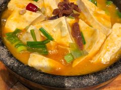 -云海肴·汽锅鸡·云南菜(天山百盛优客店)