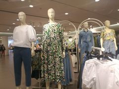 -H&M(华润万象城店)