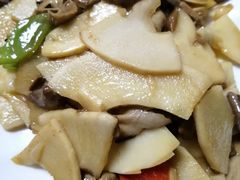 -天天向上素食餐厅(五台山店)