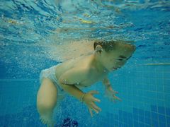 -龙格亲子游泳俱乐部(常熟中心店)