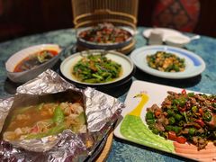 -孔雀裡融合餐厅
