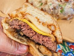 -LESCEDARS Brasserie Bistro香柏树