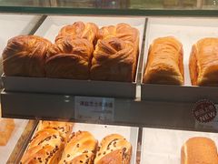 -花园饼屋·吐司蛋糕面包(星海店)