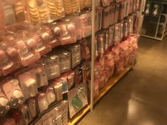 -名创优品(山东青岛东方城店)