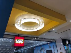 -乐高品牌旗舰店(人民广场店)