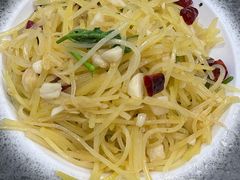 -湖南人家湘菜馆(镇江路店)