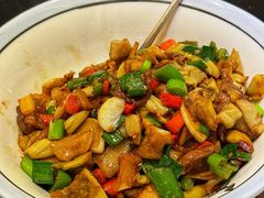 黄瓜皮炒肉-赤湾大饭堂(山海逸居店)