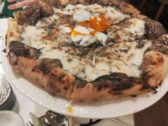 黑松露披萨-IL TEATRO 精品意大利餐厅