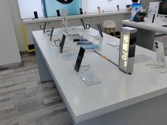 -荣耀授权专卖店(黄浦浙江中路店)