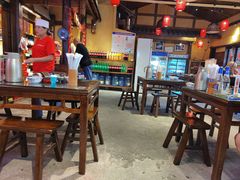 -富正毅三下锅·湘西韵味(天门山索道店)