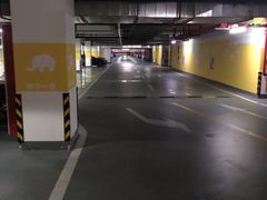 -快乐家园护理院-停车场