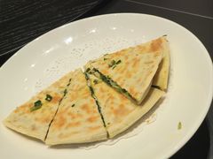 -艳阳天民俗村(公园路店)