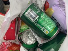 -赵一鸣零食(佛山九江镇信基广场店)