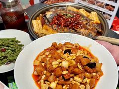 -辣尚瘾·烤鱼·新川菜(牡丹园直营店)