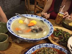 萝卜大骨汤-六合居·明厨亮灶餐厅(成双大道店)