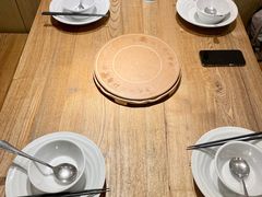 -蜜桃餐厅·伴山(湖滨商业街店)