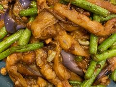 紫苏肉松炒茄子豆角-粤·向群饭店(泮塘路店)