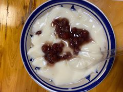 红豆白雪冰豆花-人和水上飘(第一家店)