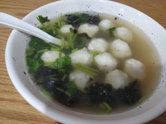 鱼丸汤-老滕家过桥米线(金鱼胡同店)