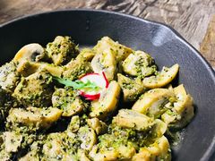 -HIGH FIVE哈福手工汉堡(桂林路店)