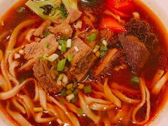 -康师傅私房牛肉面(马泉营奥莱店)