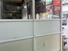 -煲煲香快餐(南京路店)