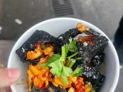 -黑色经典臭豆腐·湖南特产(步行街店)