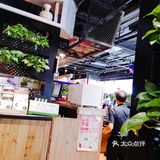 表示这个套餐有点少都没有吃饱，又点了好多吃的