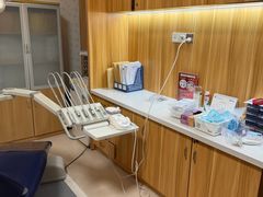 -上海仁爱医院口腔科 · 种植