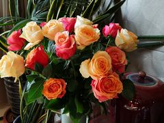 -玲婧胡同·生日蛋糕·餐厅(嘉里城店)