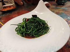 -乡村馕坑肉·烧烤·新疆菜·本地人更爱吃(阿勒泰首店)