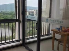 -公益图书馆(江南大学店)