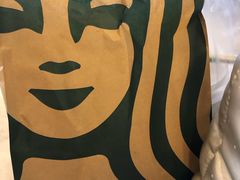 -星巴克(杭州西湖银泰1F店)