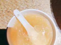 银耳羹-渝信川菜(西单店)