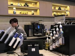 -瑞幸咖啡(尼盛尚品汇店)