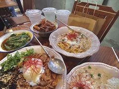 -CowCow其其·牛杂咖啡公司(六运店)