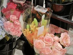 -七鲜超市(瑞虹天地太阳宫店)