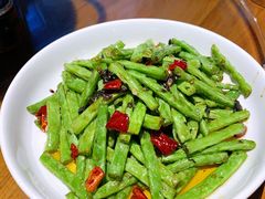 -老长沙湘菜馆(凤凰路店)