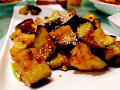 果仁风味茄子-城南往事济南风味主题餐厅(东环店)