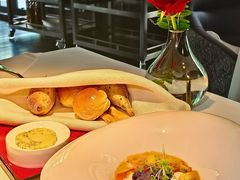 黑松露温泉蛋-弦月窗LUNETTE BY AMANDA(复兴路店)