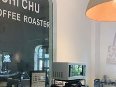 -彳亍咖啡·这里(水湾路店)