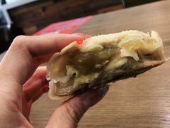 菠萝烧饼-杜称奇小吃店(西湖道店)