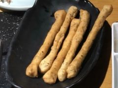 -洪氏嗨捞·广东猪肚鸡·椰子鸡火锅(西咸万象城店)
