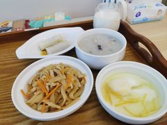 -雪梅月子中心(华侨城店)