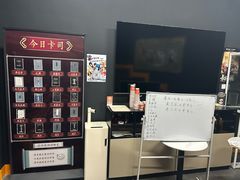 -暴风岛沉浸式体验馆(百联世纪店)