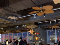 -大头虾越式风味餐厅(光明广场店)