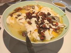 -禄鼎记·排队俩小时都要吃的酸菜鱼(石牌桥店)