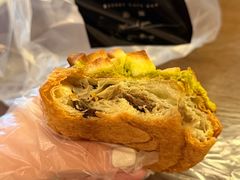 -沁屋面包店(人民东路店)