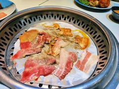 -圣罗巴甄选自助(麦凯乐店)